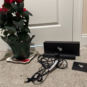 L'ange Black Hair Straightener